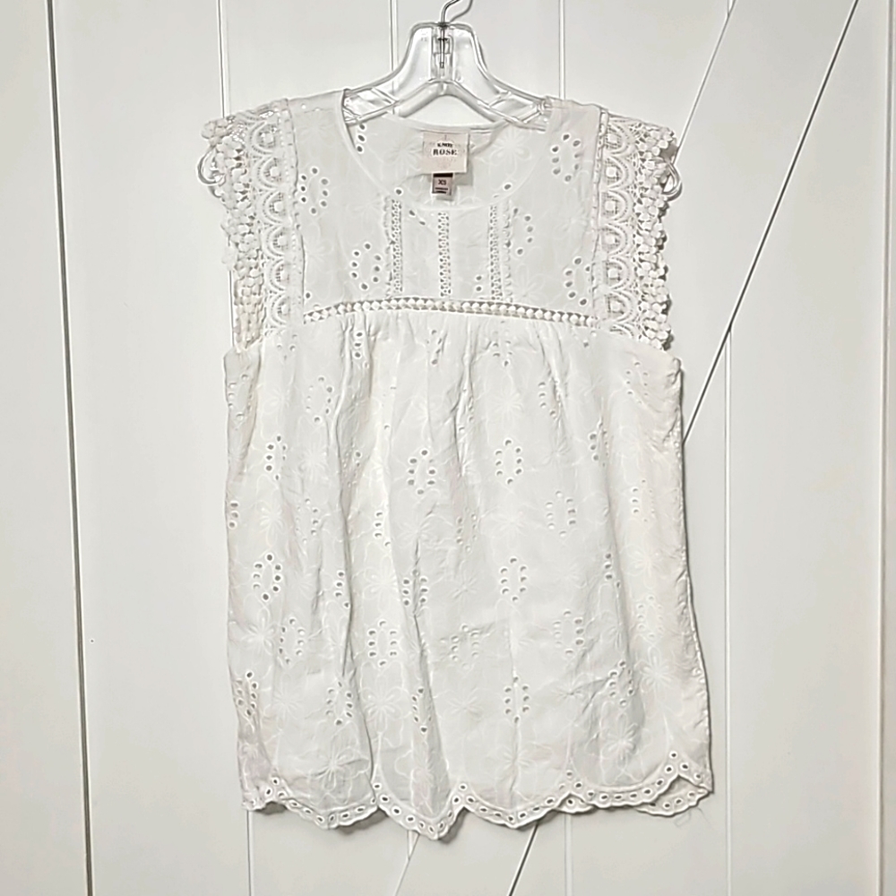 Knox Rose White Lace shirt
